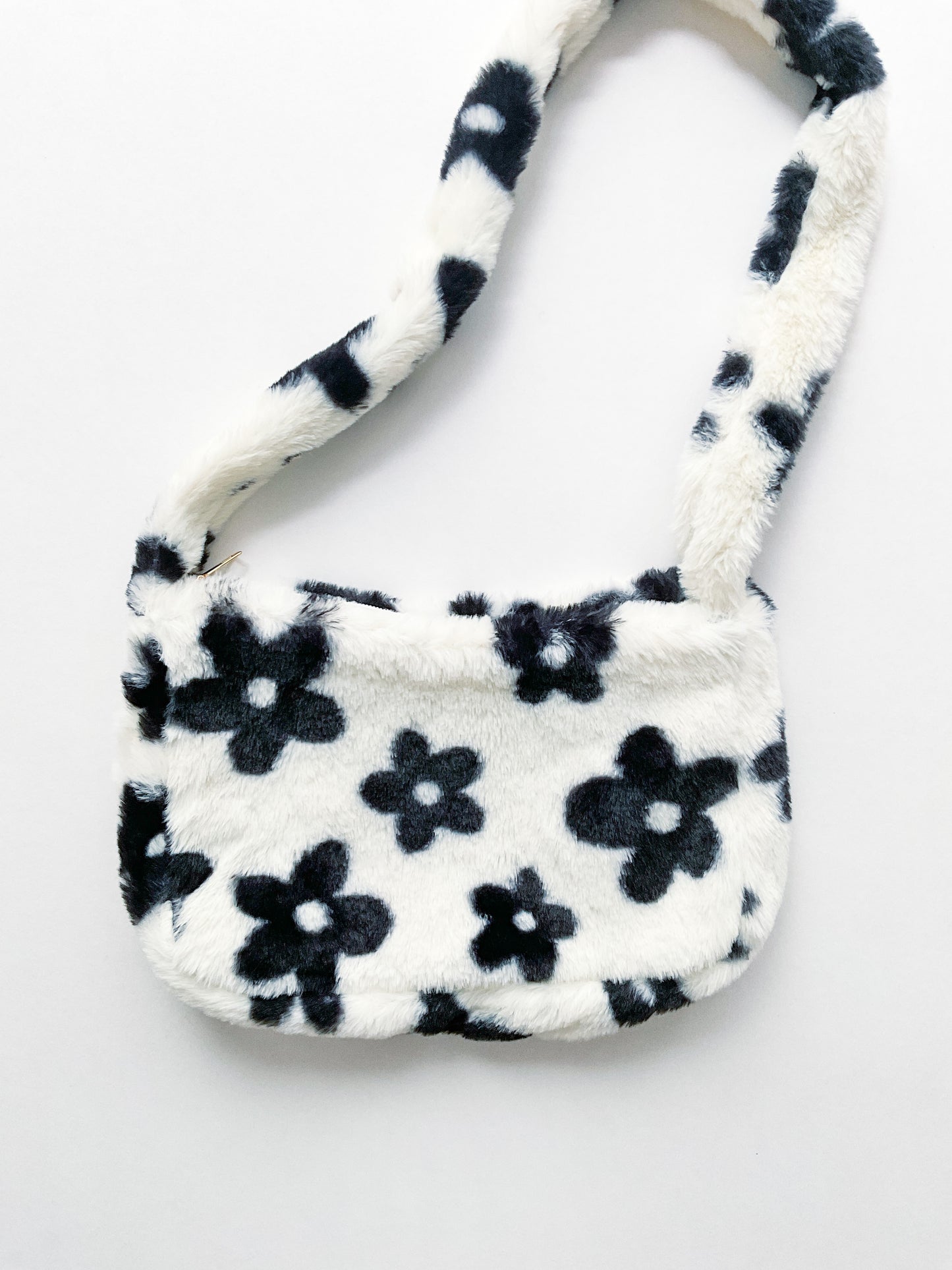 Fuzzy Wuzza Black & White Flower Purse